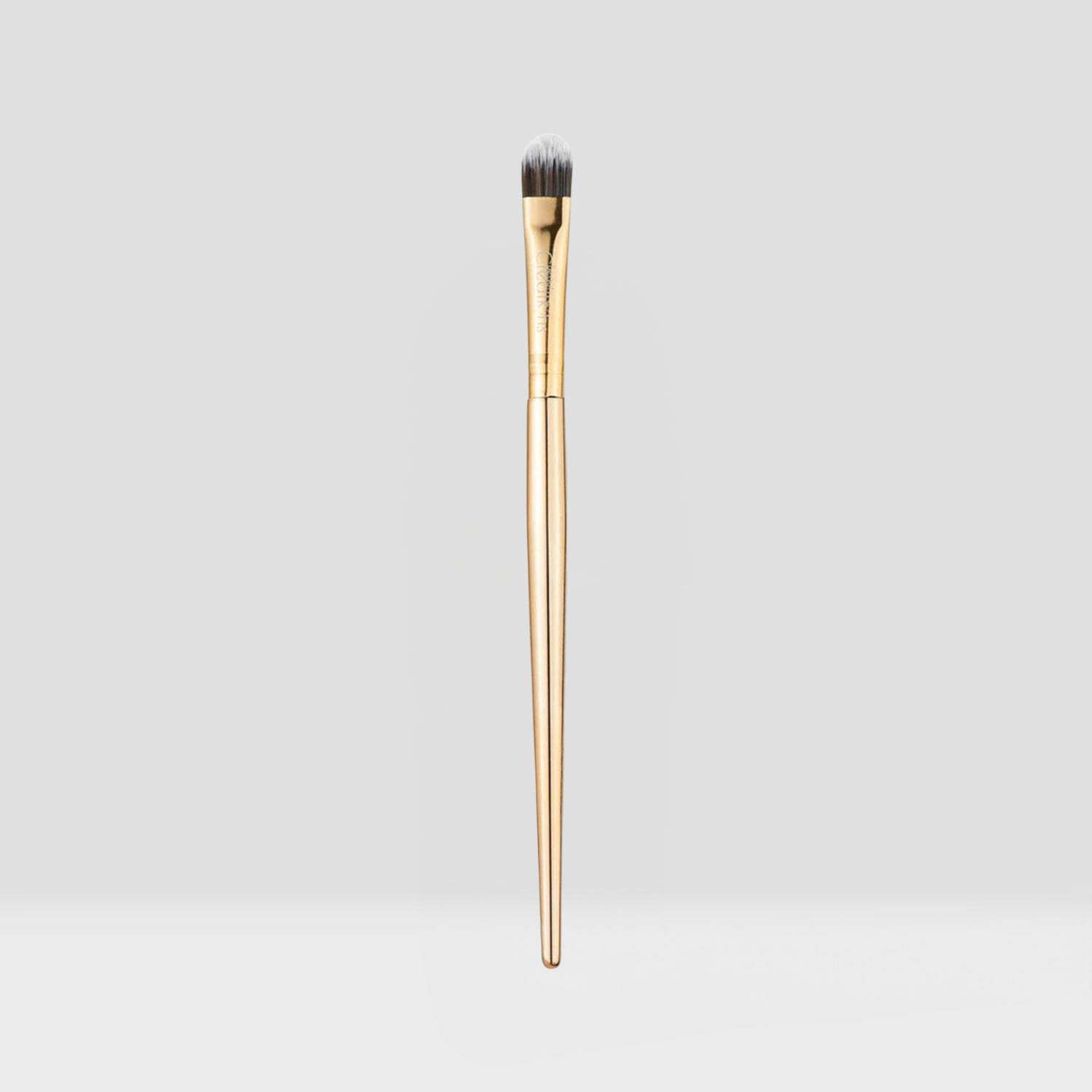 Flawless Stay Concealer Flat Brush